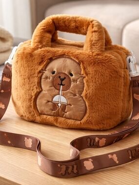 Cute Capybara Faux Fur Cartoon Tote Bag, Caramel Brown With zipper Closure,